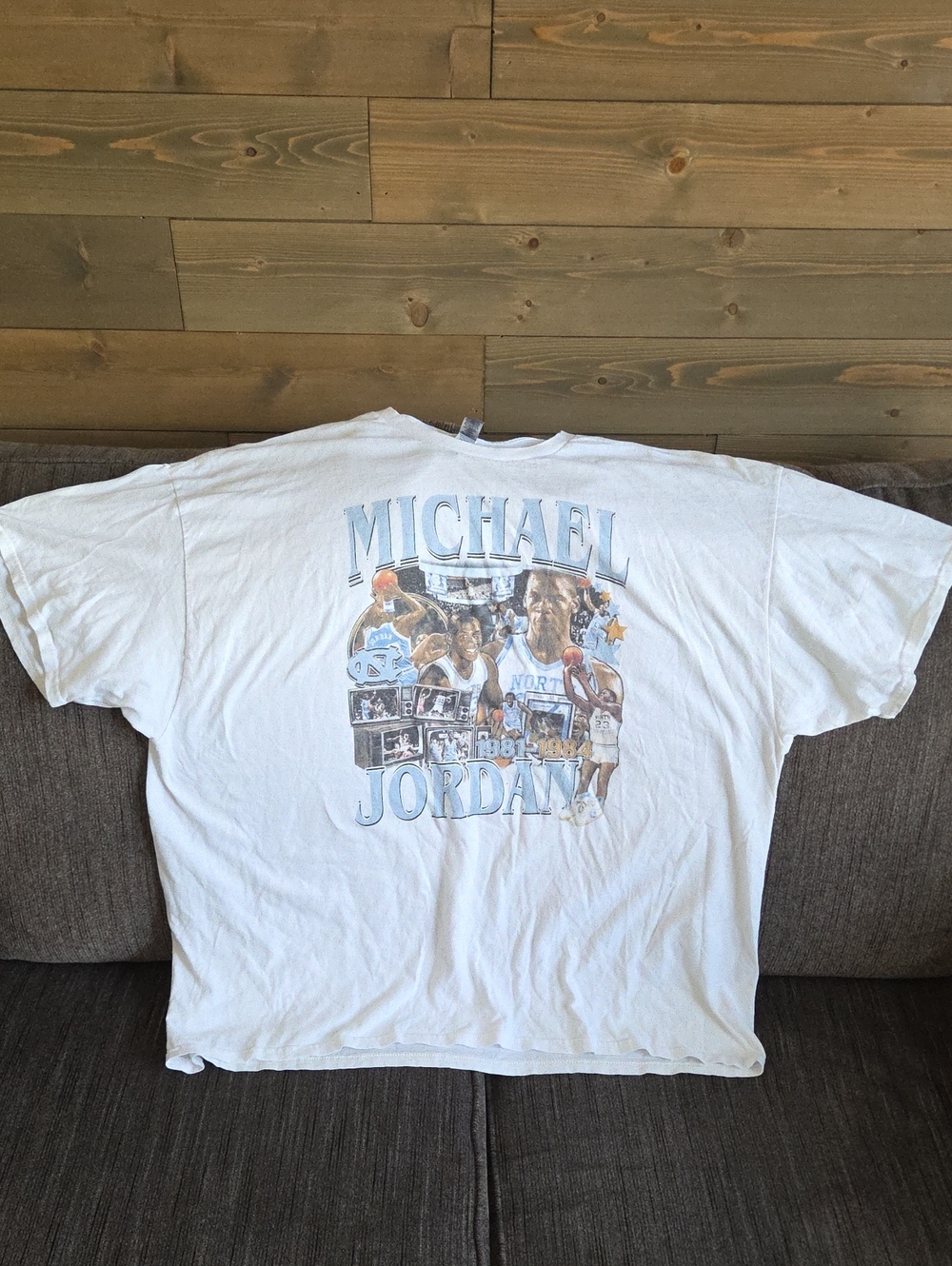 Gildan White Michael Jordan Graphic Short Sleeve Tee with Light Blue Print